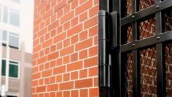 Mammoth HD Hydraulic Gate Closer & Hinge Kit - 180º Opening 6 Mammoth HD Hydraulic Gate Closer & Hinge Kit - 180º Opening -Barrier Components mammoth on gate